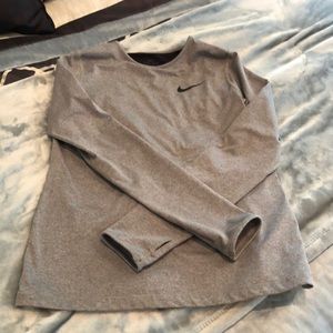 Nike Pullover Size Girls XL